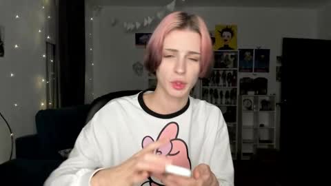 Snapshot of sweet_peach__ chatting on 12, 2, 2026 kira online show from 12, 2, 2026