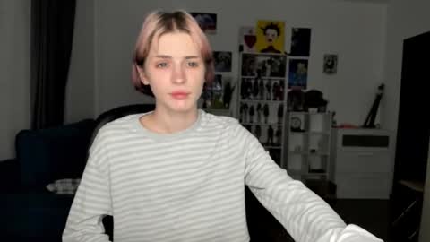 Snapshot of sweet_peach__ chatting on 28, 2, 2026 kira online show from 28, 2, 2026