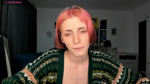 Snapshot of sweet_peach__ chatting on 26, 3, 2026 kira online show from 26, 3, 2026