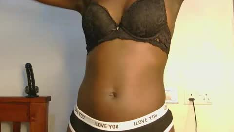 sweet peachy online show from 12, 5, 2026
