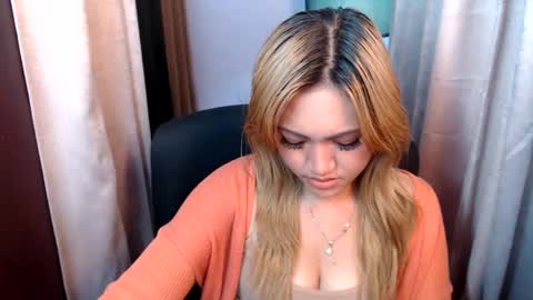 Snapshot of sweet_pee1 chatting on 6, 3, 2025 Jane online show from 6, 3, 2025