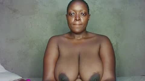 sweet_pie29 online show from 21, 4, 2026