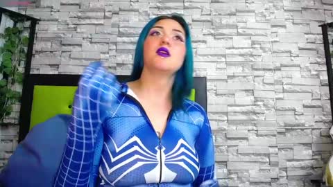  LAUREN  online show from 20, 2, 2025