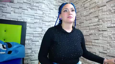  LAUREN  online show from 5, 3, 2025