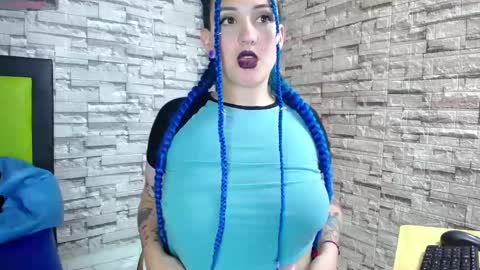  LAUREN  online show from 6, 3, 2025