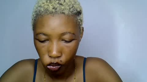 Snapshot of sweet_pussy04 chatting on 29, 6, 2026 sweet girl online show from 29, 6, 2026