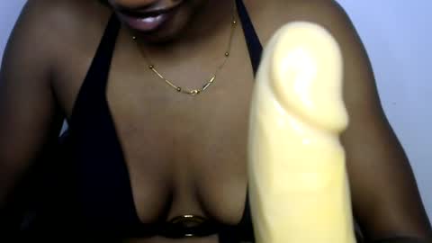 Snapshot of sweet_pussy04 chatting on 2, 7, 2026 sweet girl online show from 2, 7, 2026