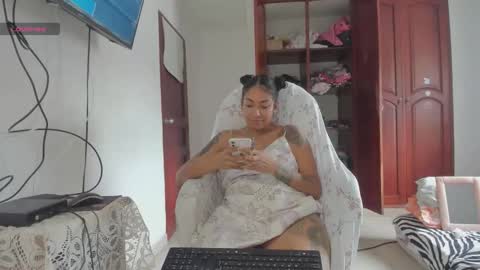 Snapshot of sweet_robyn chatting on 24, 10, 2025 sweet_robyn online show from 24, 10, 2025