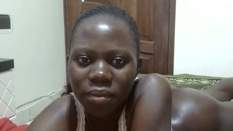 Snapshot of sweet_sharon01 chatting on 10, 9, 2025 Sharon online show from 10, 9, 2025