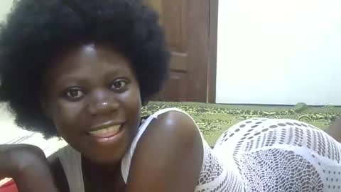 Snapshot of sweet_sharon01 chatting on 25, 9, 2025 Sharon online show from 25, 9, 2025
