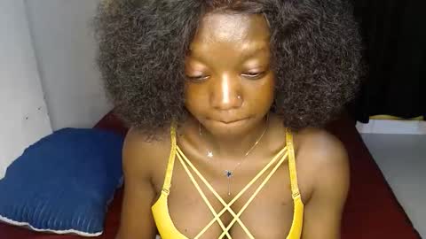 ellanah Tracie online show from 31, 10, 2025