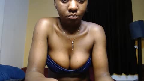 ellanah Tracie online show from 16, 5, 2026