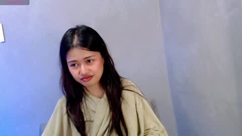 Snapshot of sweet_sirenxx chatting on 1, 2, 2025 Leah online show from 1, 2, 2025