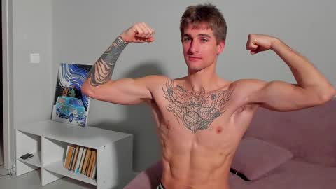 sweet_smith8 online show from 4, 12, 2024