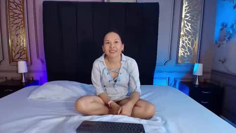 Snapshot of sweet_strawbery_ chatting on 11, 9, 2025 dulce online show from 11, 9, 2025