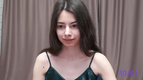 Snapshot of sweet_sweet_angel chatting on 10, 1, 2025 Angel online show from 10, 1, 2025