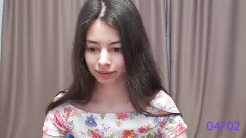 Snapshot of sweet_sweet_angel chatting on 4, 2, 2025 Angel online show from 4, 2, 2025