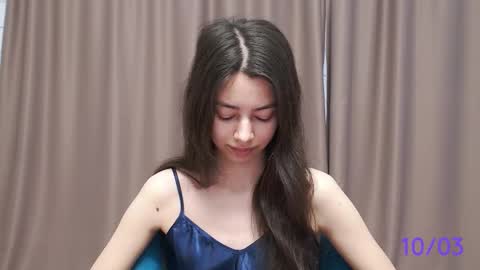 Snapshot of sweet_sweet_angel chatting on 10, 3, 2025 Angel online show from 10, 3, 2025