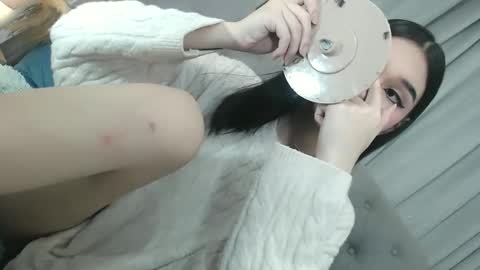 sweet_tatiana28 online show from 12, 5, 2026