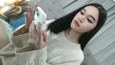 sweet_tatiana28 online show from 4, 6, 2026