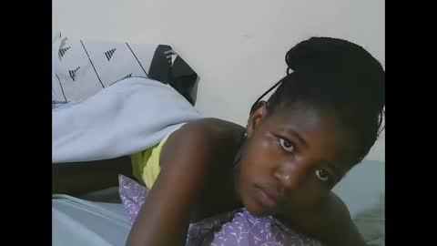 Snapshot of sweet_tattiana chatting on 19, 10, 2025 Tatty online show from 19, 10, 2025