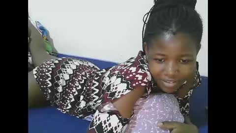 Snapshot of sweet_tattiana chatting on 20, 10, 2025 Tatty online show from 20, 10, 2025