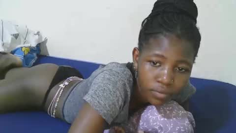 Snapshot of sweet_tattiana chatting on 21, 10, 2025 Tatty online show from 21, 10, 2025