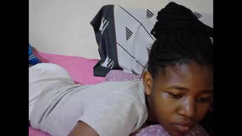 Snapshot of sweet_tattiana chatting on 29, 10, 2025 Tatty online show from 29, 10, 2025