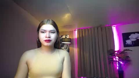 Snapshot of sweet_trexie chatting on 23, 10, 2025 sweet_trexie online show from 23, 10, 2025