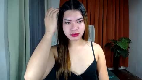sweet_trexie online show from 15, 5, 2026