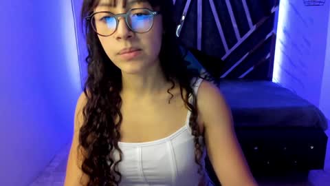 sweet_venus4 online show from 7, 1, 2025