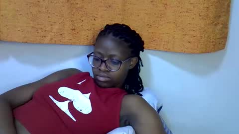 sweet_zarah online show from 10, 3, 2026