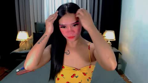 Snapshot of sweet_zoey12 chatting on 27, 3, 2026 bea takashi online show from 27, 3, 2026