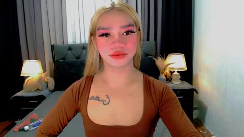 Snapshot of sweet_zoey12 chatting on 9, 4, 2026 bea takashi online show from 9, 4, 2026