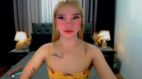 Snapshot of sweet_zoey12 chatting on 11, 4, 2026 bea takashi online show from 11, 4, 2026