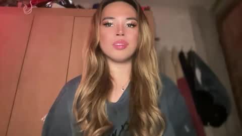 Snapshot of sweetalexa19 chatting on 13, 5, 2026 alexa your one and only queen online show from 13, 5, 2026