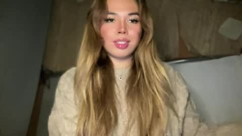 Snapshot of sweetalexa19 chatting on 6, 7, 2026 alexa your one and only queen online show from 6, 7, 2026