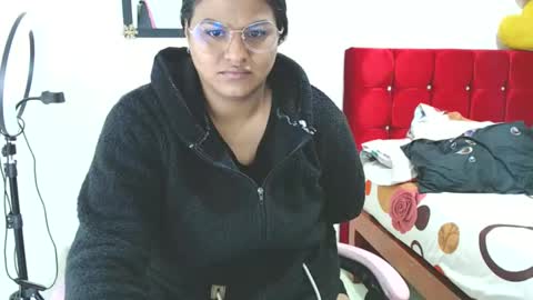 Snapshot of sweetalmaa chatting on 14, 1, 2025 Alma online show from 14, 1, 2025