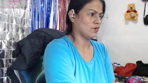Snapshot of sweetalmaa chatting on 14, 9, 2025 Alma online show from 14, 9, 2025