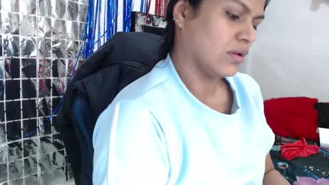 Snapshot of sweetalmaa chatting on 26, 9, 2025 Alma online show from 26, 9, 2025