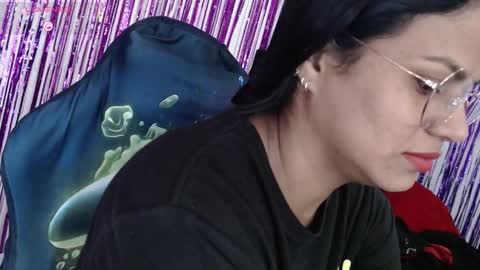 Snapshot of sweetalmaa chatting on 28, 11, 2025 Alma online show from 28, 11, 2025