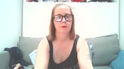 Snapshot of sweetandnaughty123 chatting on 9, 2, 2026 sweetandnaughty123 online show from 9, 2, 2026