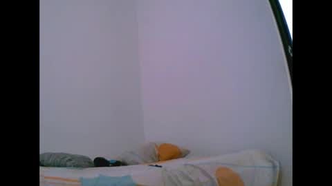 Snapshot of sweetapril_1991 chatting on 14, 9, 2025 sweetapril_1991 online show from 14, 9, 2025