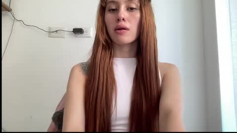SweetAura0 0  online show from 9, 5, 2026