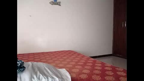 Snapshot of sweetbee018 chatting on 7, 2, 2026 Lunargirl online show from 7, 2, 2026