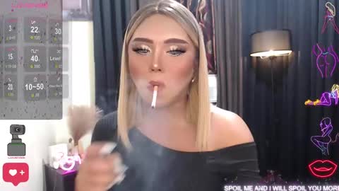 Snapshot of sweetbella118 chatting on 2, 2, 2025 bella online show from 2, 2, 2025