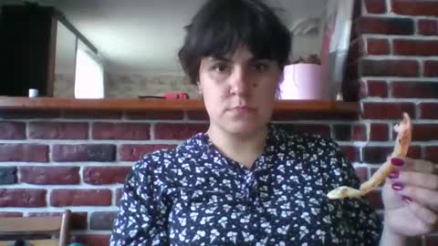 sweetbesty5322 online show from 10, 5, 2026