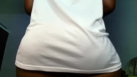 Sweetbigass online show from 27, 7, 2026