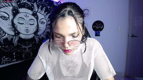 Snapshot of sweetbitter_ chatting on 12, 1, 2025 sweetbitter_ online show from 12, 1, 2025
