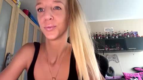 MayaBlonde online show from 12, 9, 2025